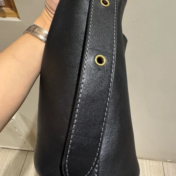 Authentic Coach Black Bleecker Bucket Bag - Picture 7 of 16